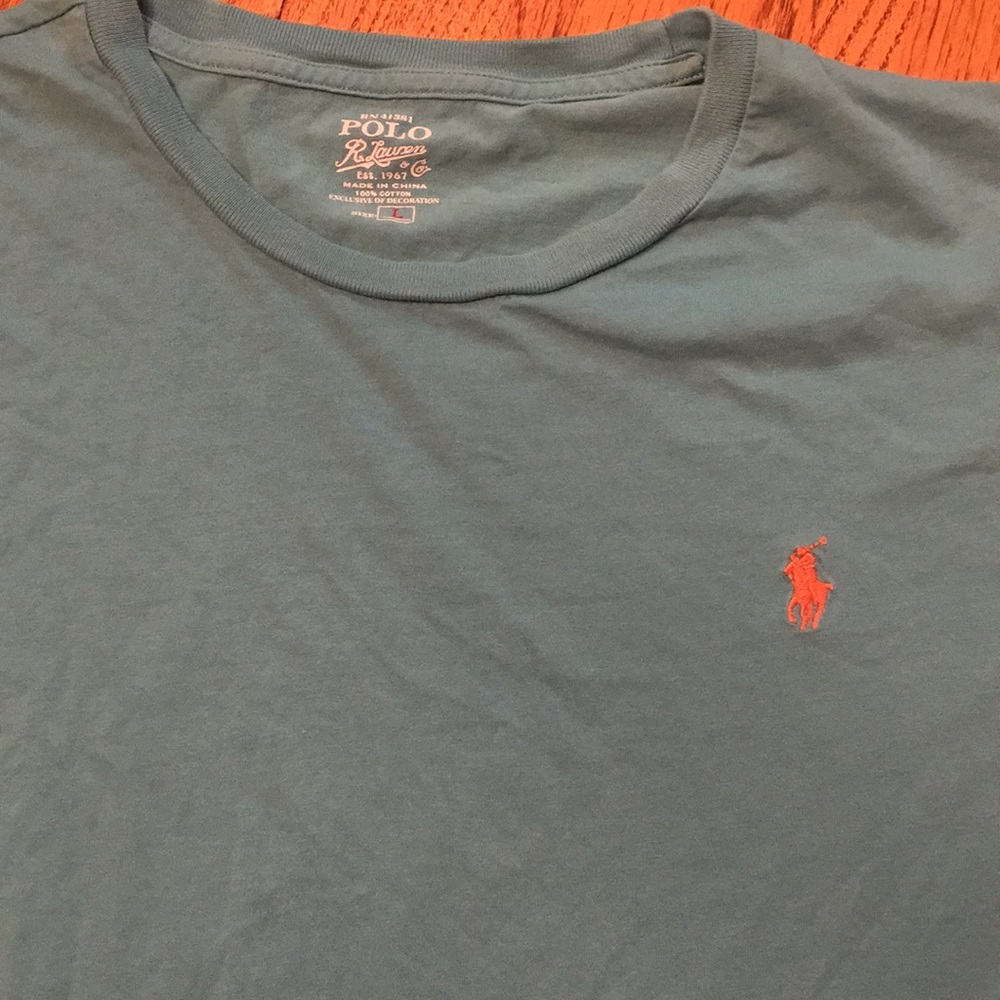 Short sleeve polo t shirt.